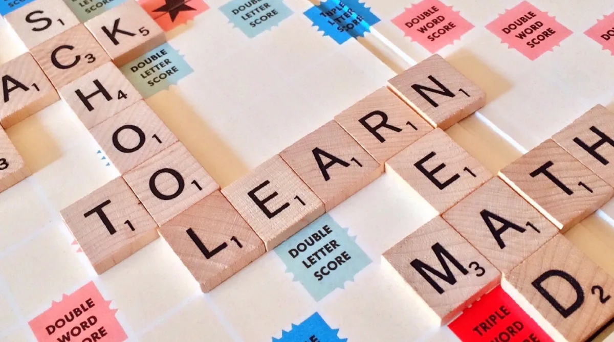كيف أتعلم اللغة الإنجليزية من الصفر؟ خطة عملية للمبتدئين خطوة بخطوة