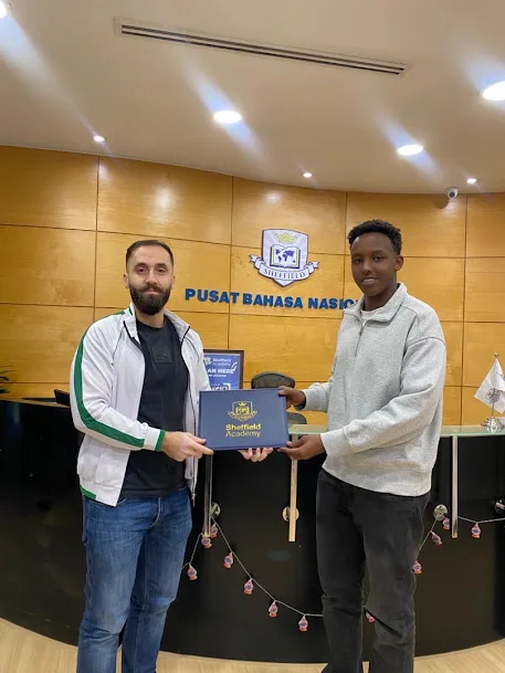 أكاديمية شيفيلد (Sheffield academy)